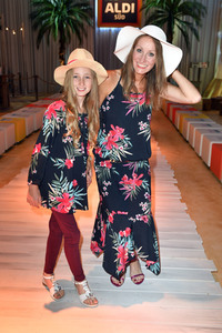 Fashion Show der Damen Beachwear Kollektion 2019 von ALDI Süd in München