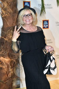 Fashion Show der Damen Beachwear Kollektion 2019 von ALDI Süd in München