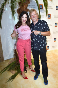 Fashion Show der Damen Beachwear Kollektion 2019 von ALDI Süd in München