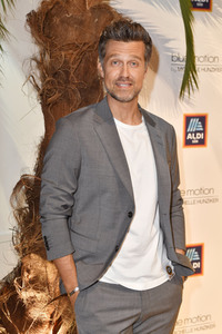 Fashion Show der Damen Beachwear Kollektion 2019 von ALDI Süd in München