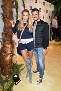 Fashion Show der Damen Beachwear Kollektion 2019 von ALDI Süd in München