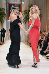 Fashion Show der Damen Beachwear Kollektion 2019 von ALDI Süd in München