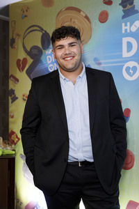 Serienpremiere 'How to Sell Drugs Online (Fast)' in Köln