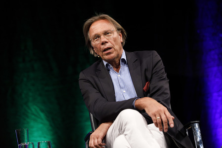 Robert Habeck und Harald Welzer auf der phil.cologne 2019 in Köln