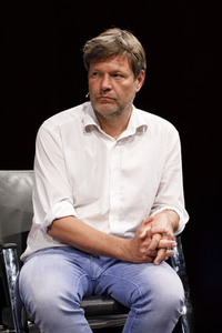 Robert Habeck und Harald Welzer auf der phil.cologne 2019 in Köln