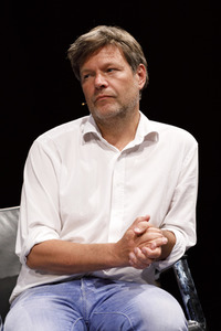 Robert Habeck und Harald Welzer auf der phil.cologne 2019 in Köln