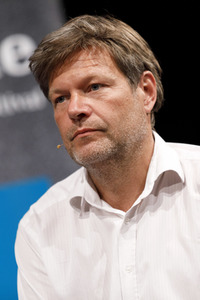 Robert Habeck und Harald Welzer auf der phil.cologne 2019 in Köln