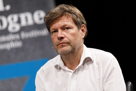Robert Habeck und Harald Welzer auf der phil.cologne 2019 in Köln