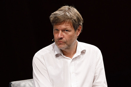 Robert Habeck und Harald Welzer auf der phil.cologne 2019 in Köln