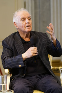 Pressekonferenz zur Zukunft der Staatsoper Unter den Linden in Berlin