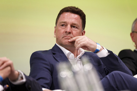 Breitbandgipfel 'Glasfaserausbau im Faktencheck' in Köln