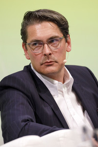 Breitbandgipfel 'Glasfaserausbau im Faktencheck' in Köln