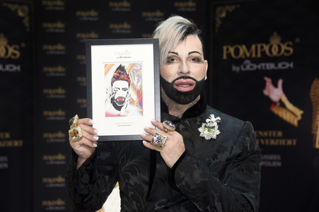 Präsentation der POMPÖÖS by Lichtblick Kollektion in Berlin