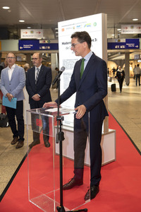 Unterzeichnung der MOF 3-Vereinbarung in Köln