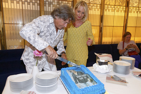 Premiere 'Alles was sie wollen' in Berlin