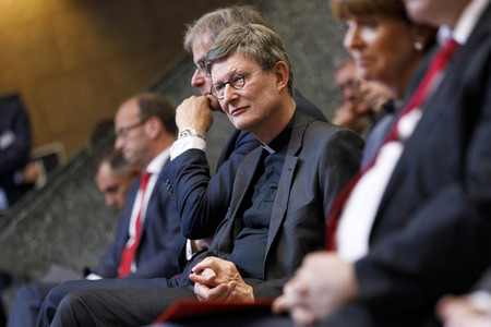 Eintrag von Axel Freimuth in das Goldene Buch der Stadt Köln