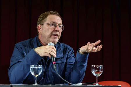 Pressekonferenz zur Zukunft der Volksbühne in Berlin
