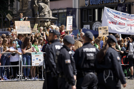 Symbolfoto Polizeipräsenz