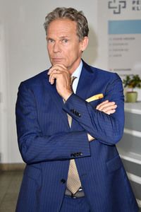 Settermin 'Schwester, Schwester - Hier liegen Sie richtig!' in Berlin