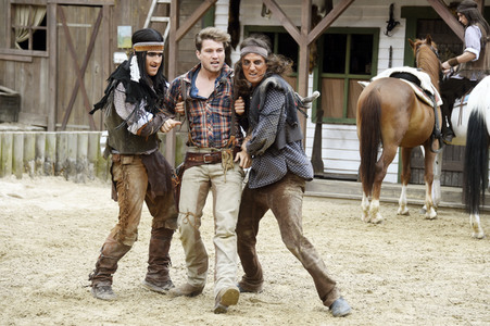 Pressetermin 'Unter Geiern - Der Sohn des Bärenjägers' in Bad Segeberg