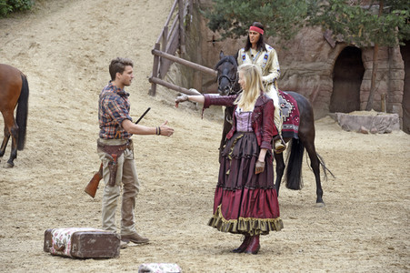 Pressetermin 'Unter Geiern - Der Sohn des Bärenjägers' in Bad Segeberg