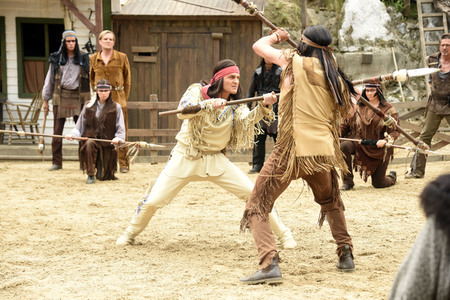 Pressetermin 'Unter Geiern - Der Sohn des Bärenjägers' in Bad Segeberg