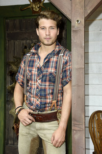 Pressetermin 'Unter Geiern - Der Sohn des Bärenjägers' in Bad Segeberg