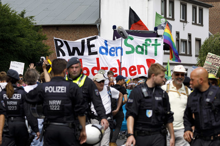 'Ende Gelände' Demonstration in Hochneukirch