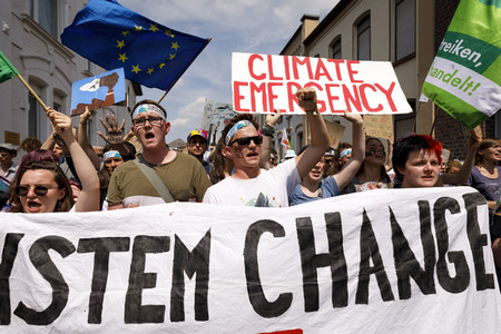 'Ende Gelände' Demonstration in Hochneukirch