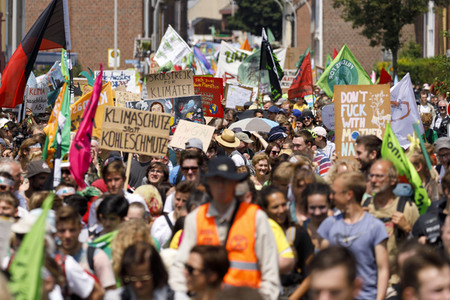 'Ende Gelände' Demonstration in Hochneukirch