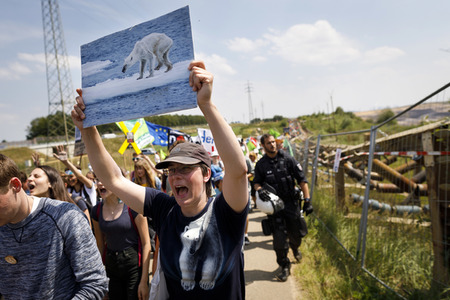 'Ende Gelände' Demonstration in Hochneukirch