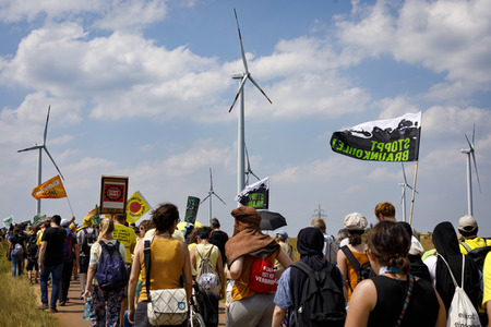 'Ende Gelände' Demonstration in Hochneukirch