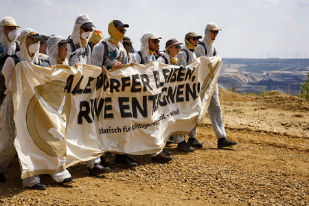 'Ende Gelände' Demonstration in Hochneukirch