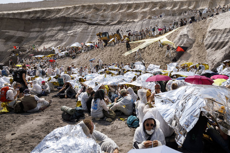 'Ende Gelände' Demonstration in Hochneukirch