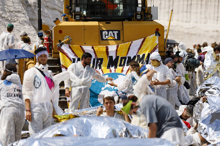'Ende Gelände' Demonstration in Hochneukirch