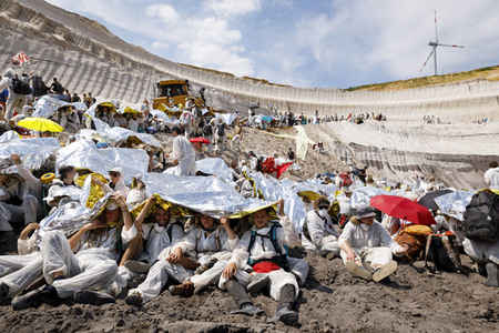 'Ende Gelände' Demonstration in Hochneukirch