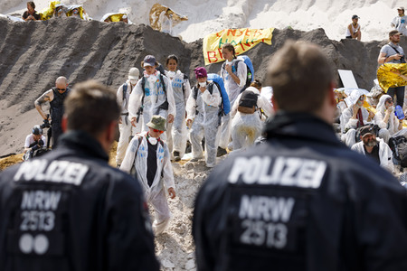'Ende Gelände' Demonstration in Hochneukirch