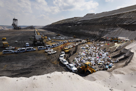 'Ende Gelände' Demonstration in Hochneukirch