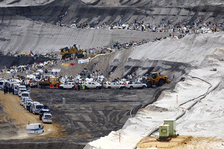 'Ende Gelände' Demonstration in Hochneukirch
