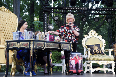 Julian F.M. Stoeckel & Friends - Die Show in Berlin