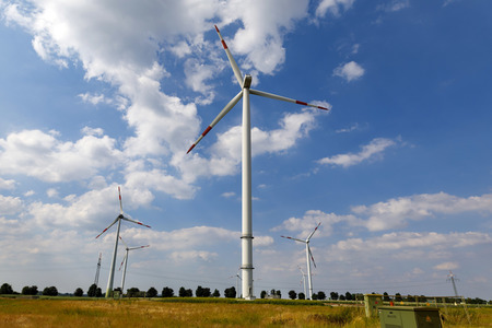Symbolfoto Windräder