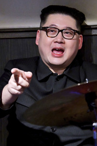 Auftritt von Howard X und Dennis Alan in Osaka