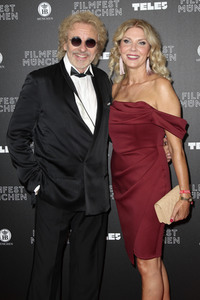 Festivaleröffnung und Filmpremiere 'The Art of Self-Defense', Filmfest München 2019