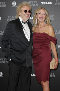 Festivaleröffnung und Filmpremiere 'The Art of Self-Defense', Filmfest München 2019