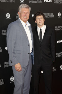 Festivaleröffnung und Filmpremiere 'The Art of Self-Defense', Filmfest München 2019