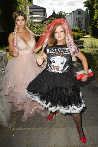 Präsentation der Brautmodenkollektion Pompöös by Semiha Bähr in Berlin