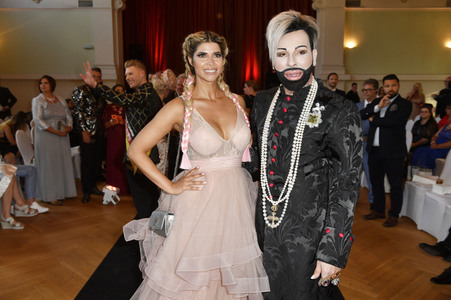 Präsentation der Brautmodenkollektion Pompöös by Semiha Bähr in Berlin