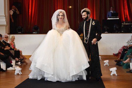 Präsentation der Brautmodenkollektion Pompöös by Semiha Bähr in Berlin