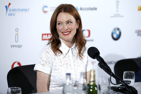 Photocall und Pressekonferenz 'After the Wedding', Karlovy Vary International Film Festival 2019