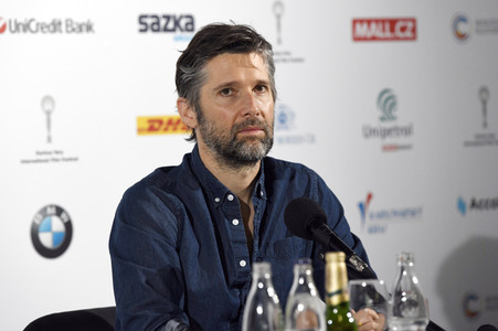 Photocall und Pressekonferenz 'After the Wedding', Karlovy Vary International Film Festival 2019